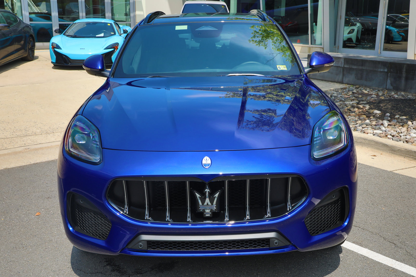 New 2024 Maserati Grecale GT image 2