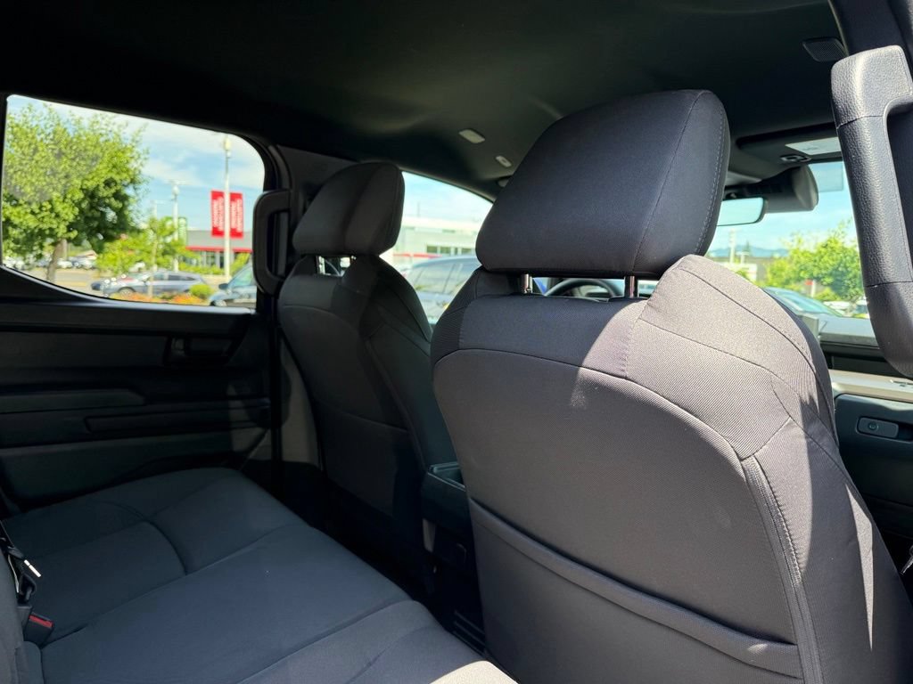 Certified 2025 Toyota Tacoma SR5 AWD/4WD image 19