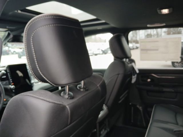 New 2026 RAM 2500 Limited AWD/4WD image 18