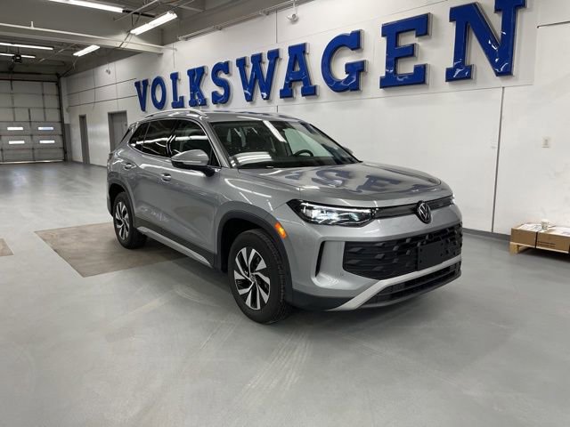 New 2026 Volkswagen Tiguan S image 5