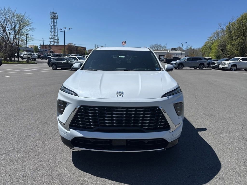 New 2026 Buick Enclave Avenir w/ Super Cruise Package image 2