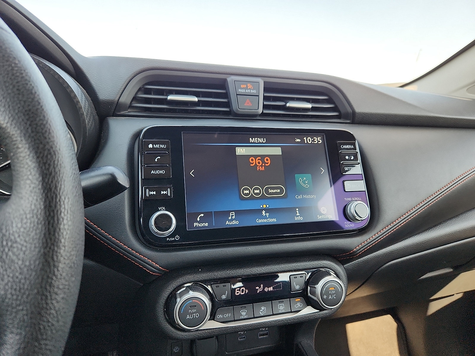 Used 2024 Nissan Versa SR FWD image 19