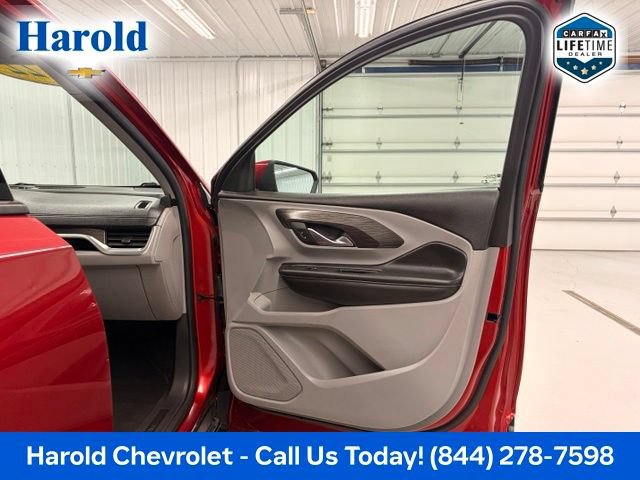 Used 2022 GMC Terrain SLT FWD image 10