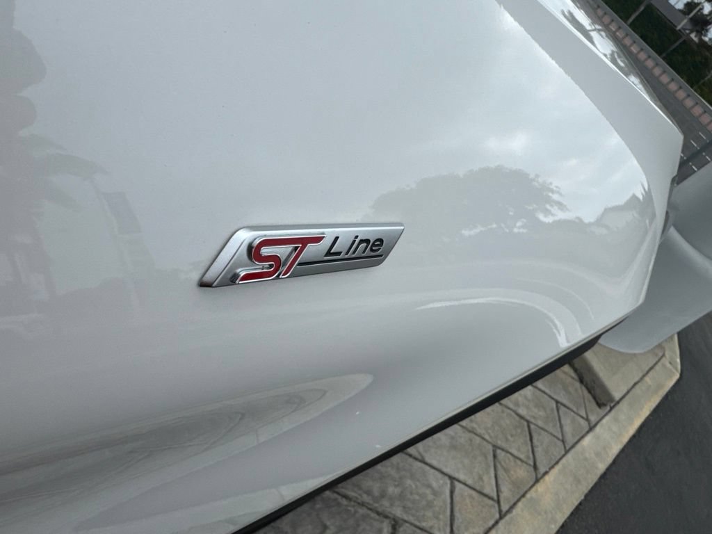 Used 2025 Ford Explorer ST-Line RWD image 5