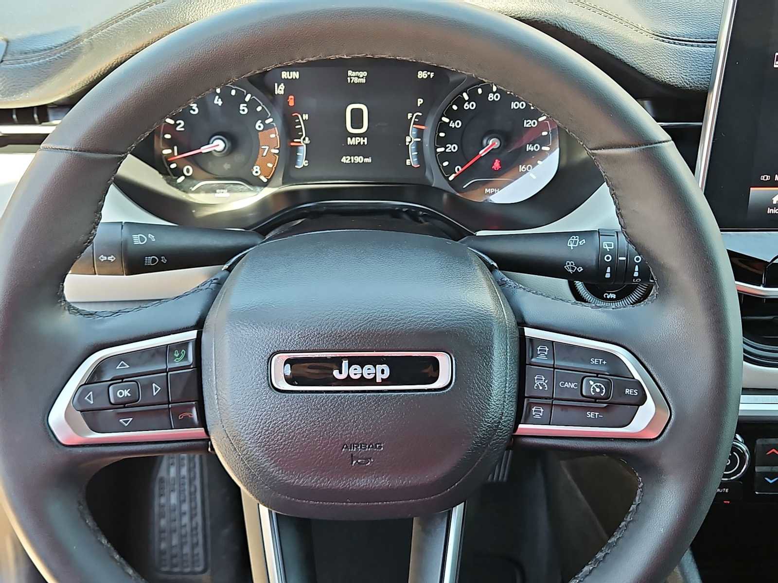 Used 2025 Jeep Compass Limited AWD/4WD image 19