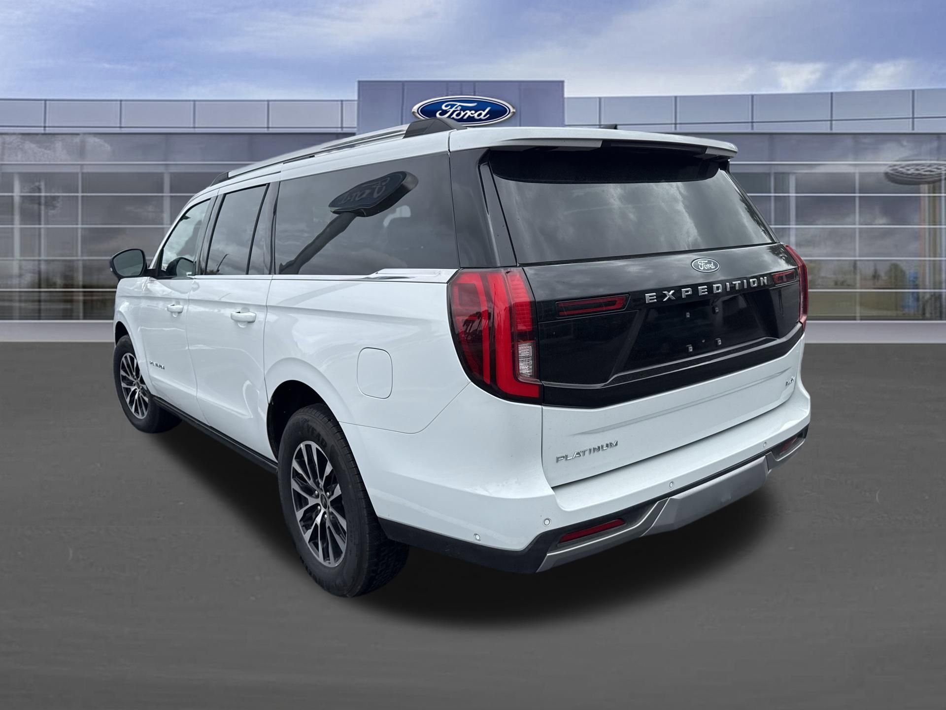 Used 2025 Ford Expedition Max Platinum image 7