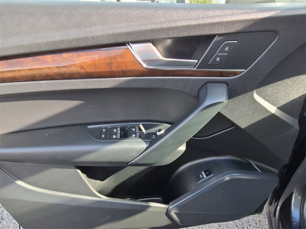 Used 2019 Audi Q5 2.0T Premium image 20