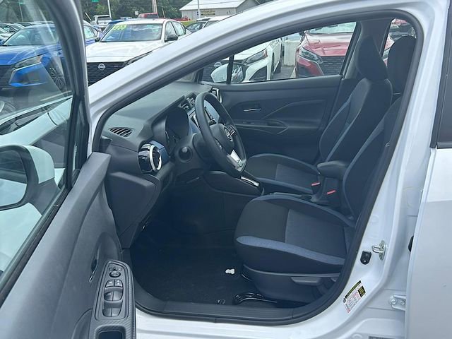 New 2025 Nissan Versa SV w/ Trunk Package FWD image 16