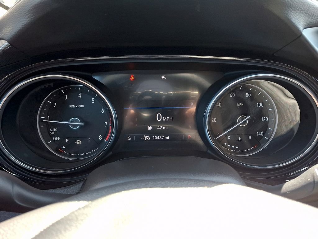 Used 2023 Buick Encore GX Select image 19