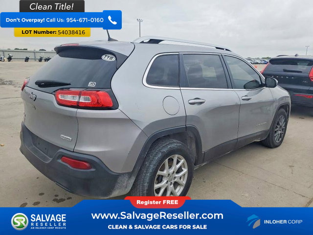 Used 2015 Jeep Cherokee Latitude AWD/4WD image 5