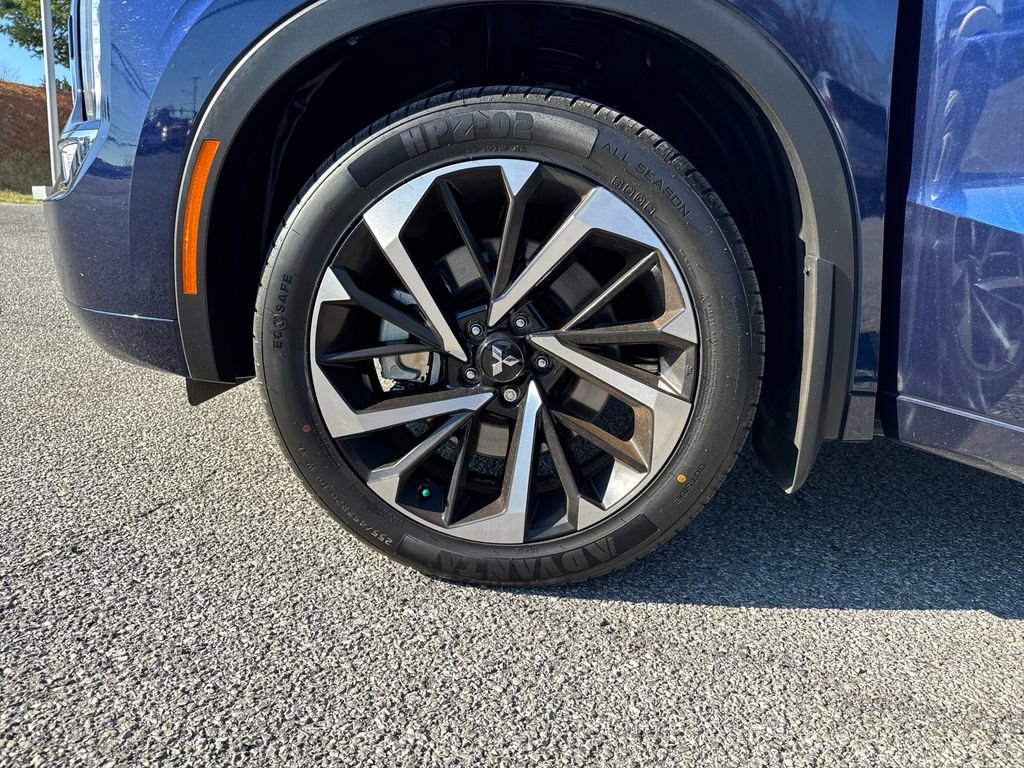 Used 2023 Mitsubishi Outlander SEL image 27