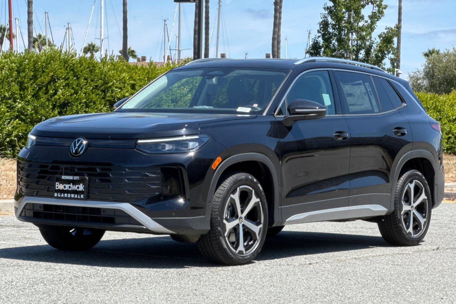 New 2026 Volkswagen Tiguan SE AWD/4WD image 8