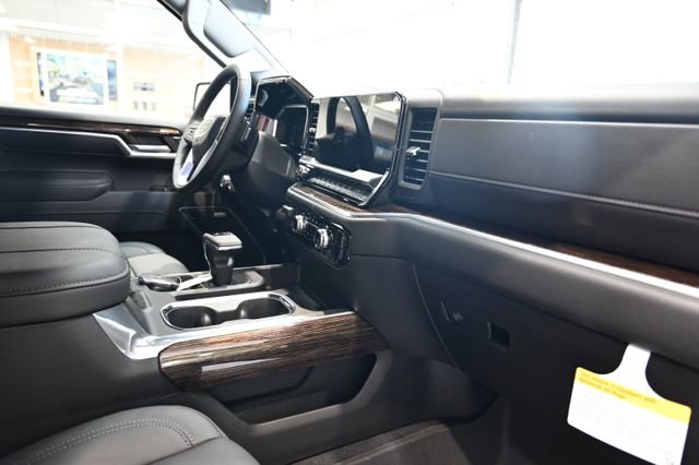 New 2026 GMC Sierra 1500 Elevation w/ Elevation Premium Package AWD/4WD image 16