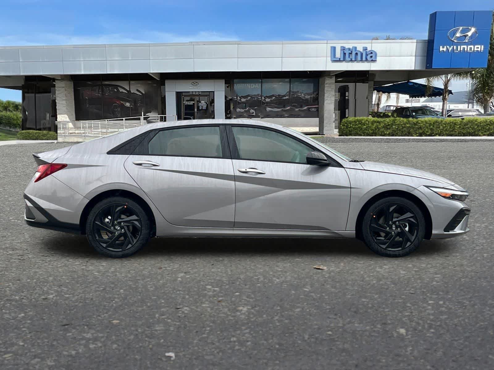 New 2026 Hyundai Elantra Sport FWD image 9