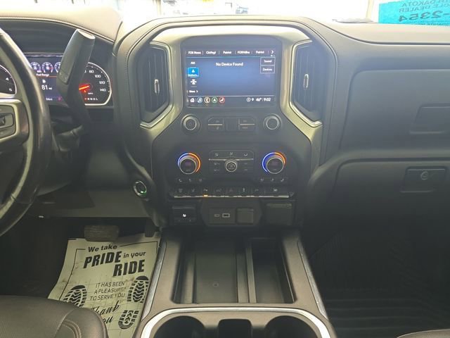 Used 2022 Chevrolet Silverado 3500 LTZ w/ LTZ Plus Package image 17