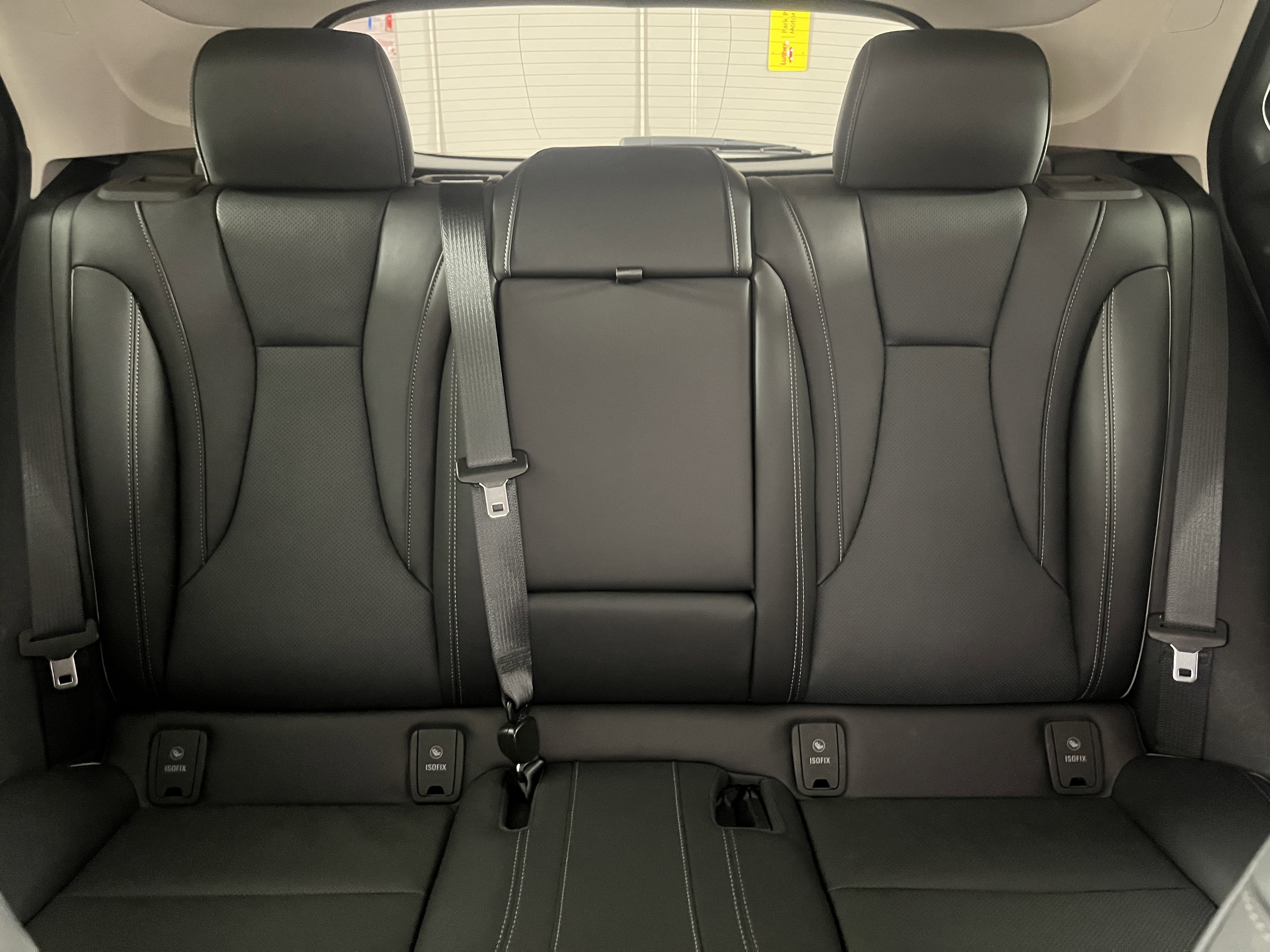 Used 2023 Buick Envision Essence image 22