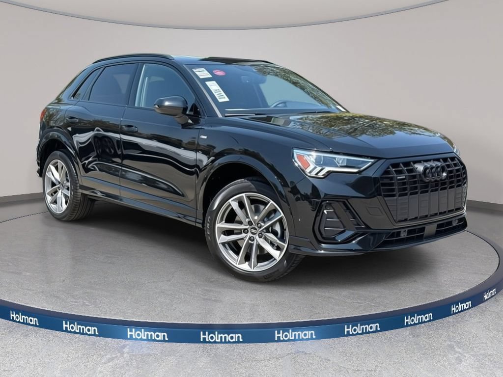 Certified 2025 Audi Q3 2.0T Premium w/ Convenience Package AWD/4WD image 1