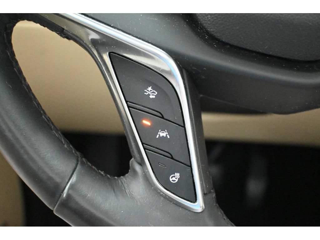 Used 2018 Cadillac XT5 Luxury w/ Driver Awareness Package AWD/4WD image 41