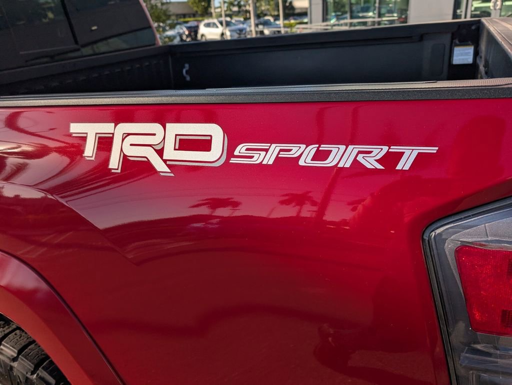 Used 2022 Toyota Tacoma TRD Sport image 15