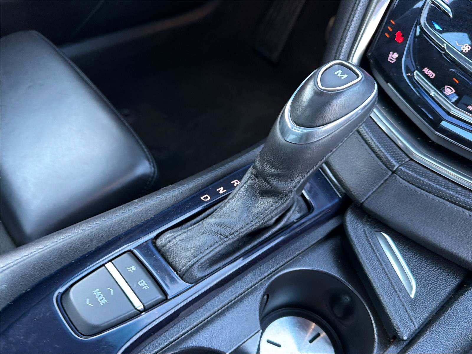 Used 2017 Cadillac CTS Luxury w/ Carbon Black Package image 16