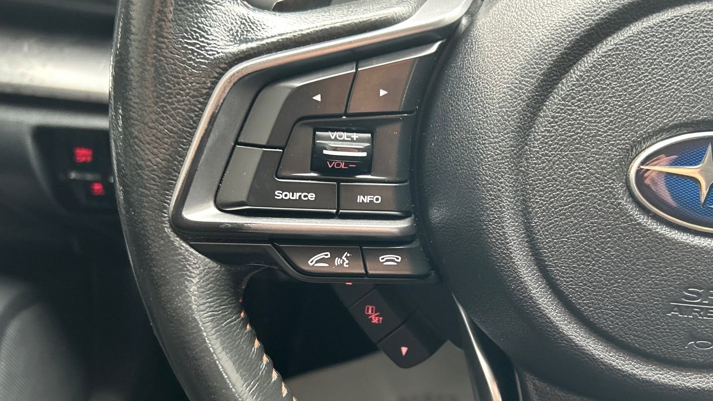 Used 2020 Subaru Crosstrek 2.0i Limited w/ Moonroof Package w/Navigation image 32