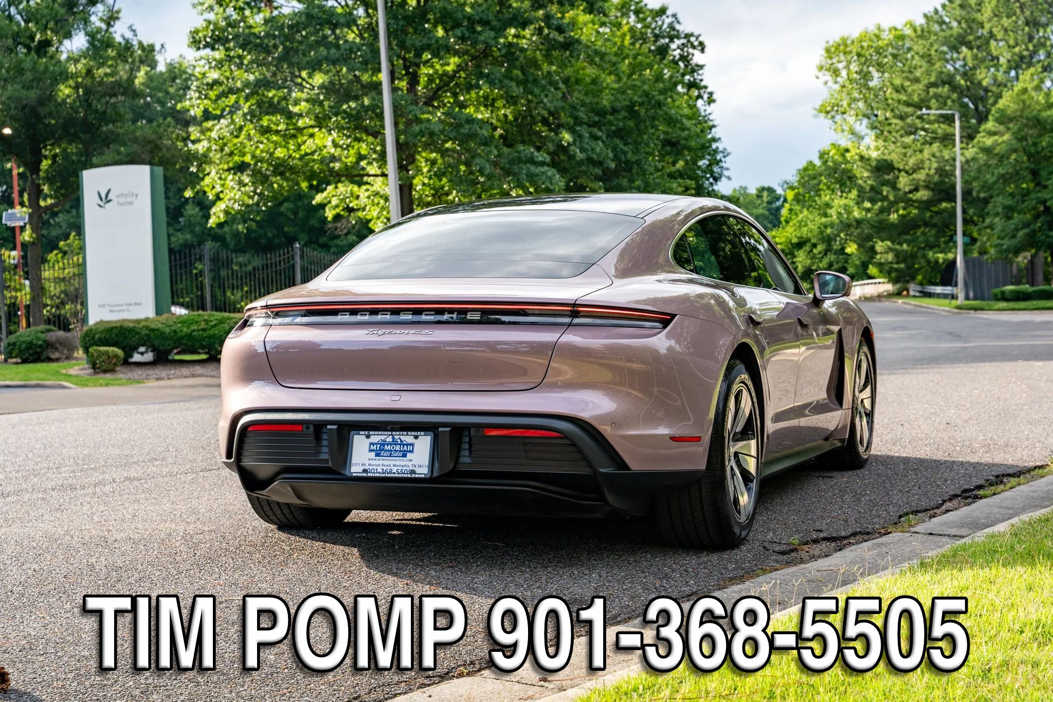 Used 2023 Porsche Taycan 4S AWD/4WD image 6