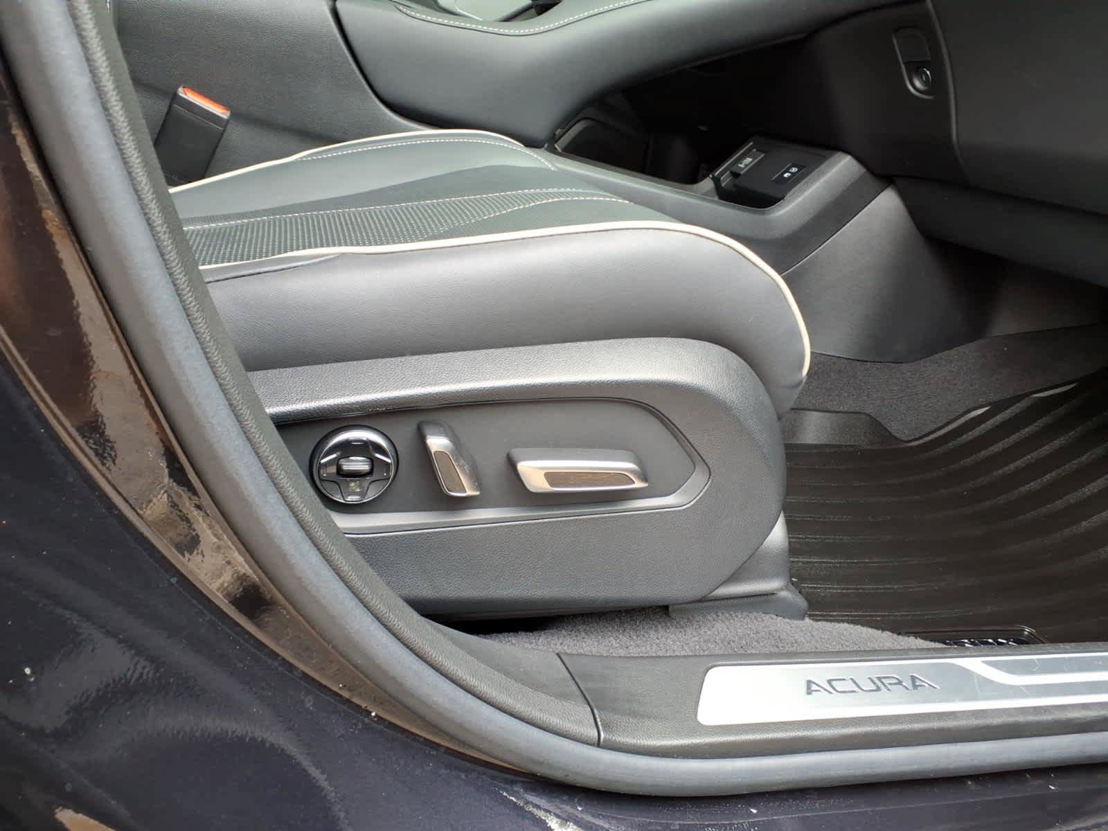 Certified 2024 Acura RDX SH-AWD w/ Advance Package image 17
