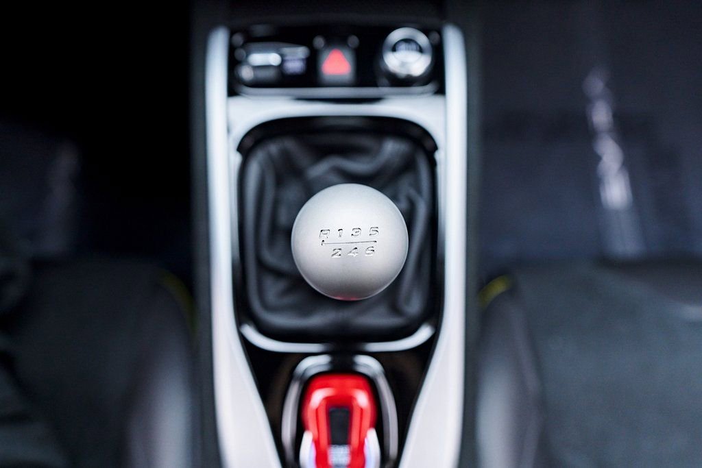 Used 2025 Lotus Emira RWD image 66