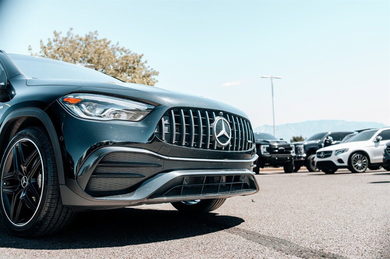 Used 2023 Mercedes-Benz GLA 35 AMG 4MATIC image 10