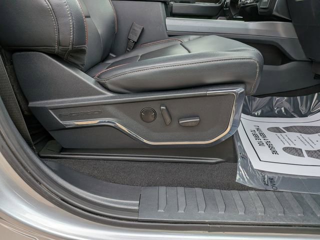 Used 2023 Ford F250 Lariat AWD/4WD image 13