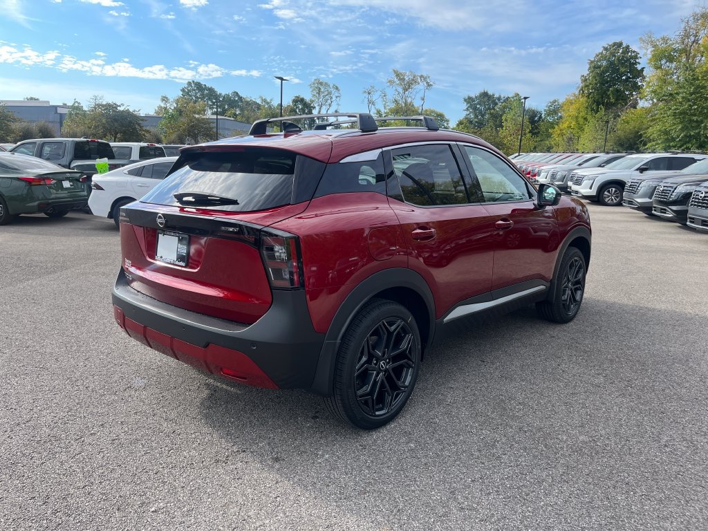 New 2027 Nissan Kicks SR w/ SR Premium Package FWD image 10