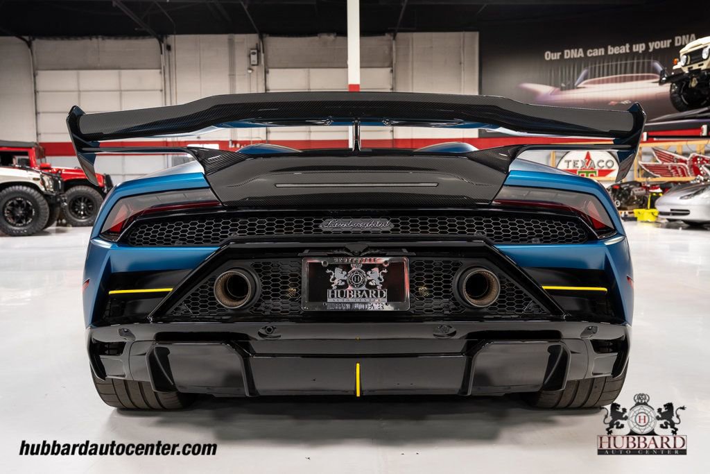 Used 2020 Lamborghini Huracan EVO image 7