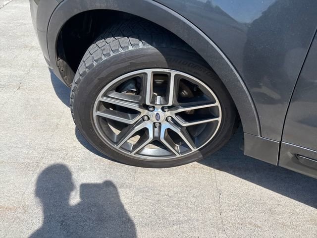 Used 2019 Ford Explorer Sport w/ Equipment Group 401A AWD/4WD image 27