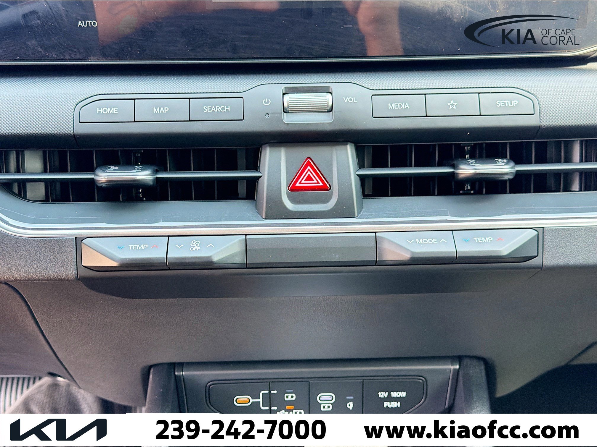 New 2025 Kia K4 EX image 28