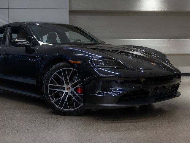New 2025 Porsche Taycan 4S image 12