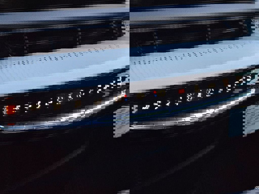 New 2026 Cadillac Optiq Luxury 1 w/ LPO, Floor Liner Package image 20