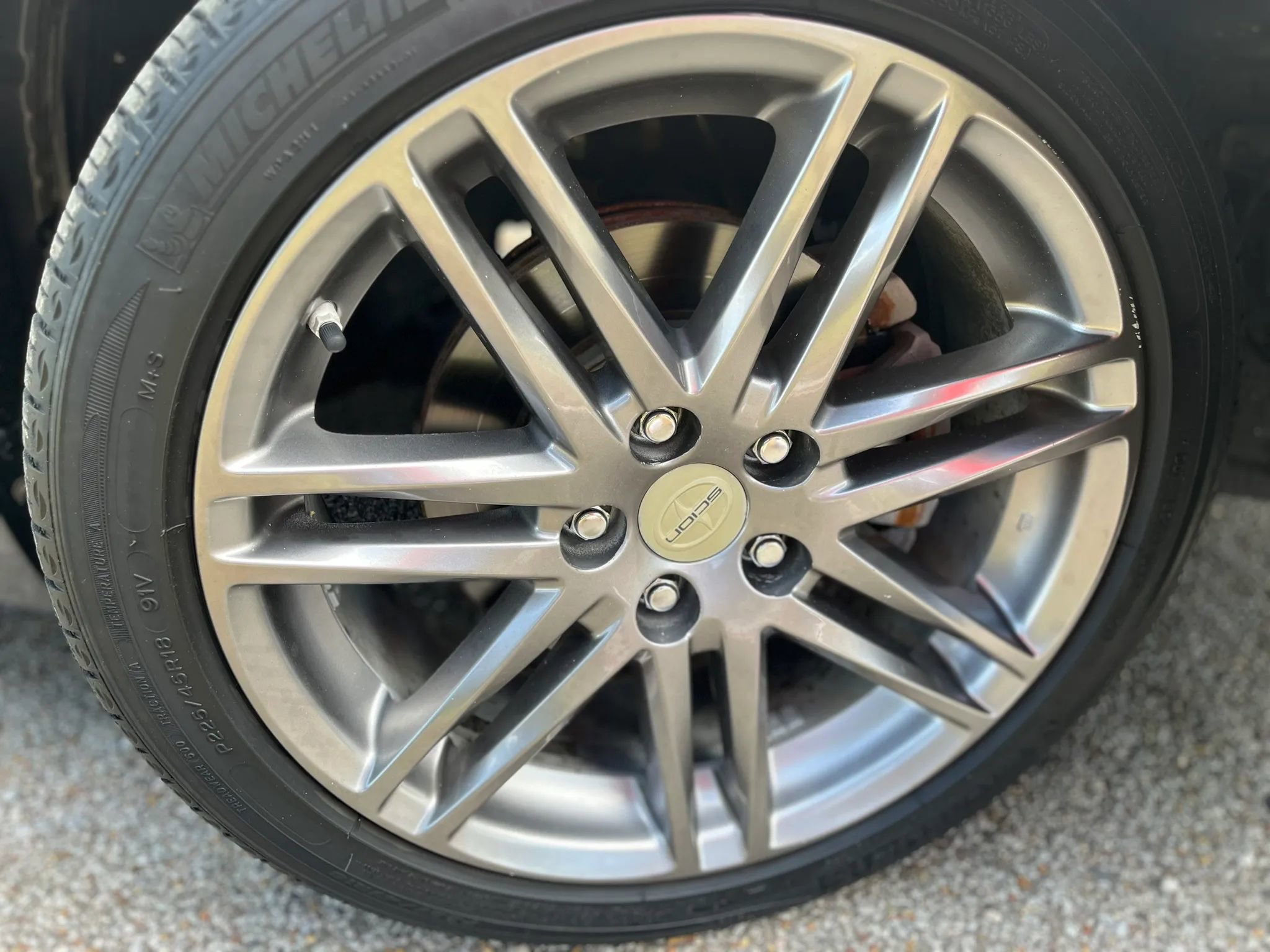 Used 2013 Scion tC FWD image 37