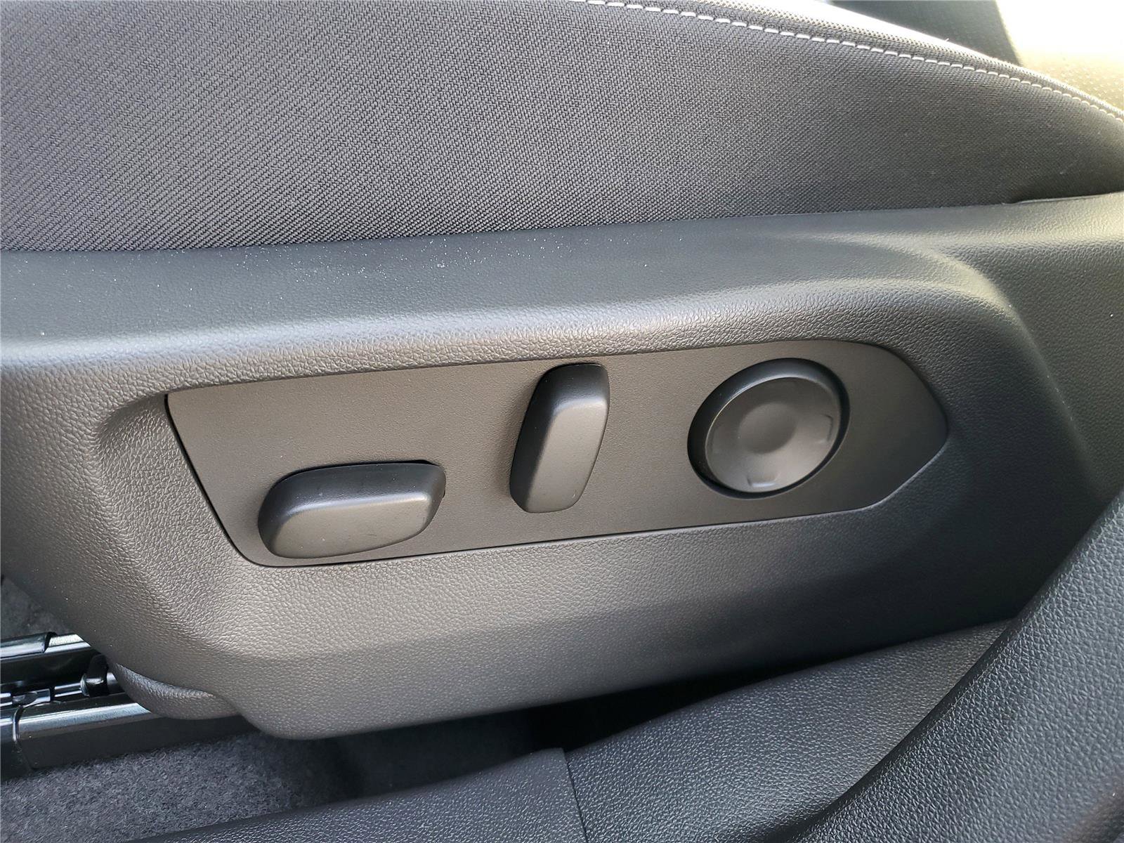 New 2026 Buick Envision Sport Touring image 17