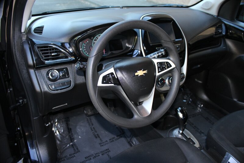 Used 2018 Chevrolet Spark LT FWD image 9