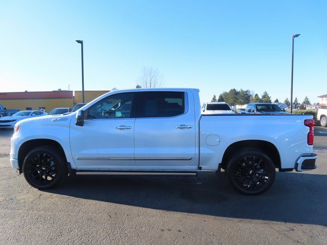 Certified 2025 Chevrolet Silverado 1500 High Country w/ Technology Package image 4