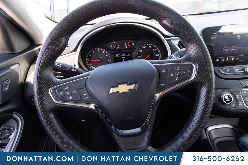 Used 2023 Chevrolet Malibu LT FWD image 5