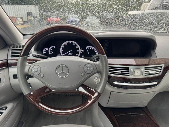 Used 2013 Mercedes-Benz S 550 w/ Sport Pkg Plus One image 31