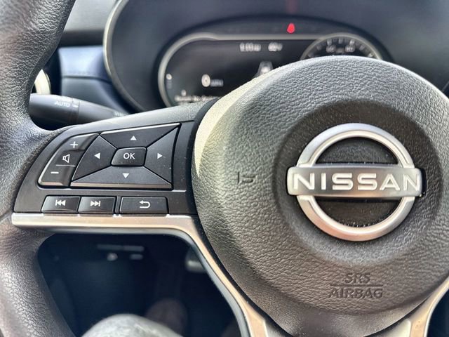 Used 2024 Nissan Versa SV w/ Trunk Package image 33