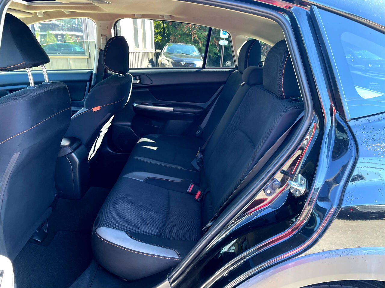 Used 2016 Subaru Crosstrek 2.0i Premium w/ Moonroof Package image 9