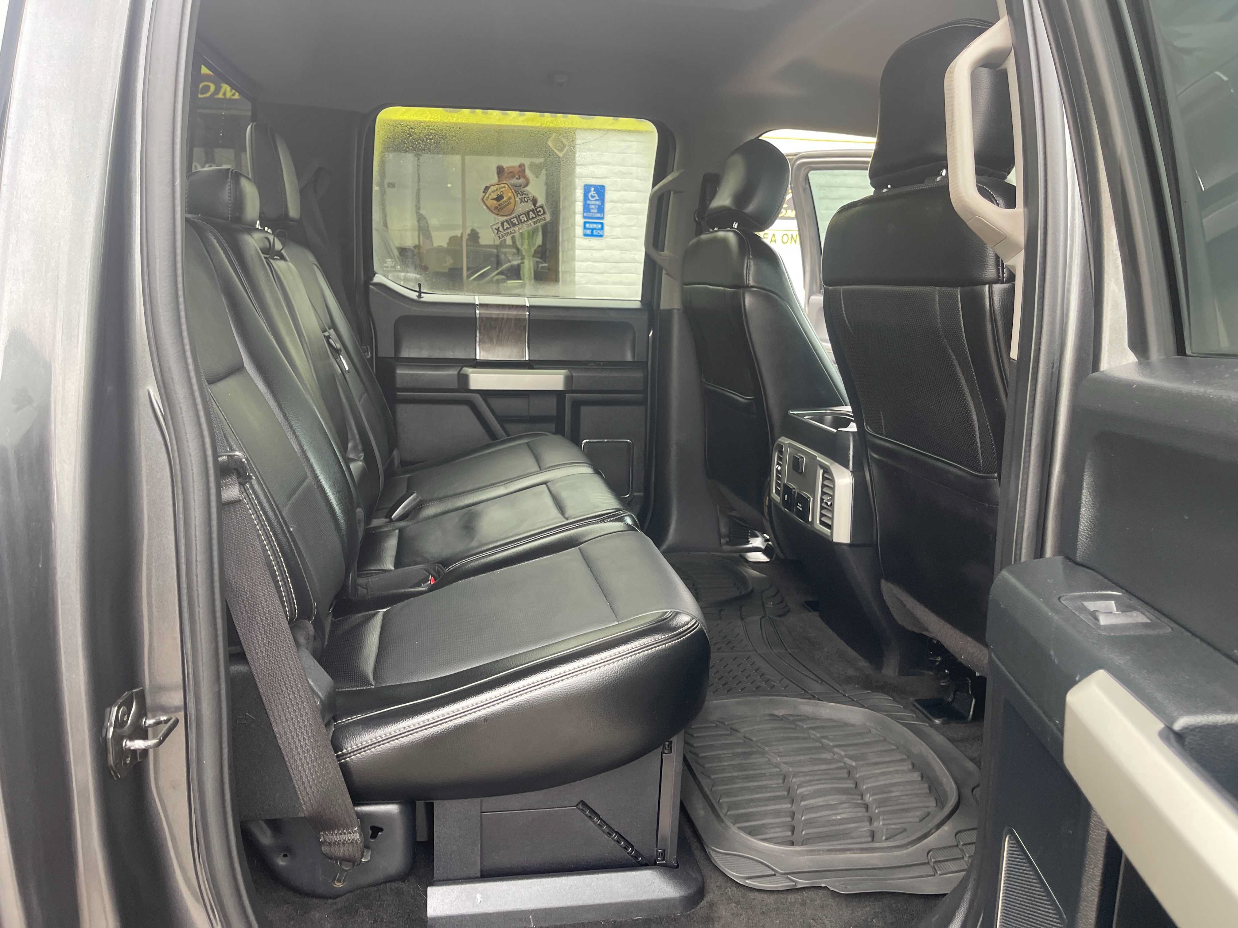 Used 2017 Ford F250 Lariat w/ Lariat Value Package AWD/4WD image 18