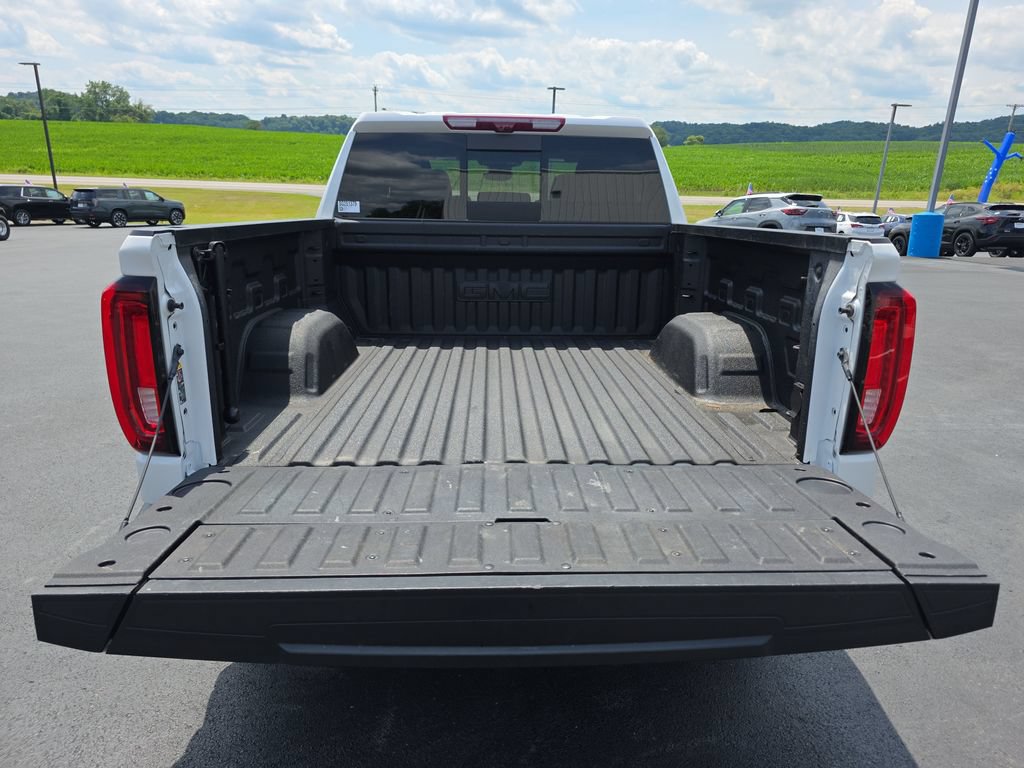 Used 2025 GMC Sierra 1500 Denali w/ Denali Reserve Package AWD/4WD image 13