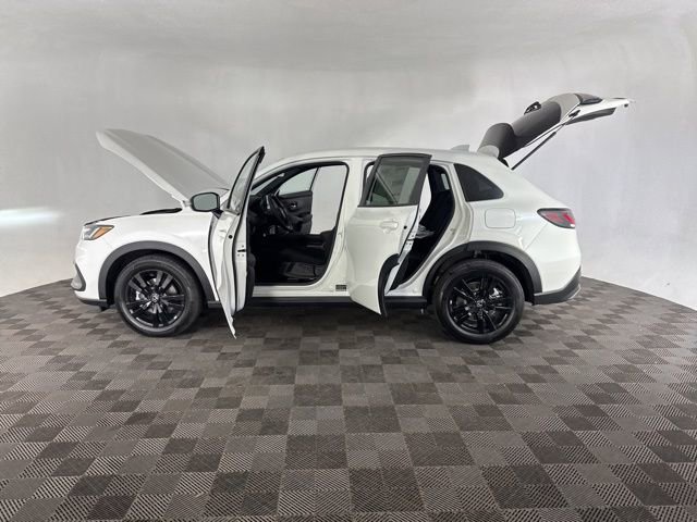 Certified 2026 Honda HR-V Sport image 12
