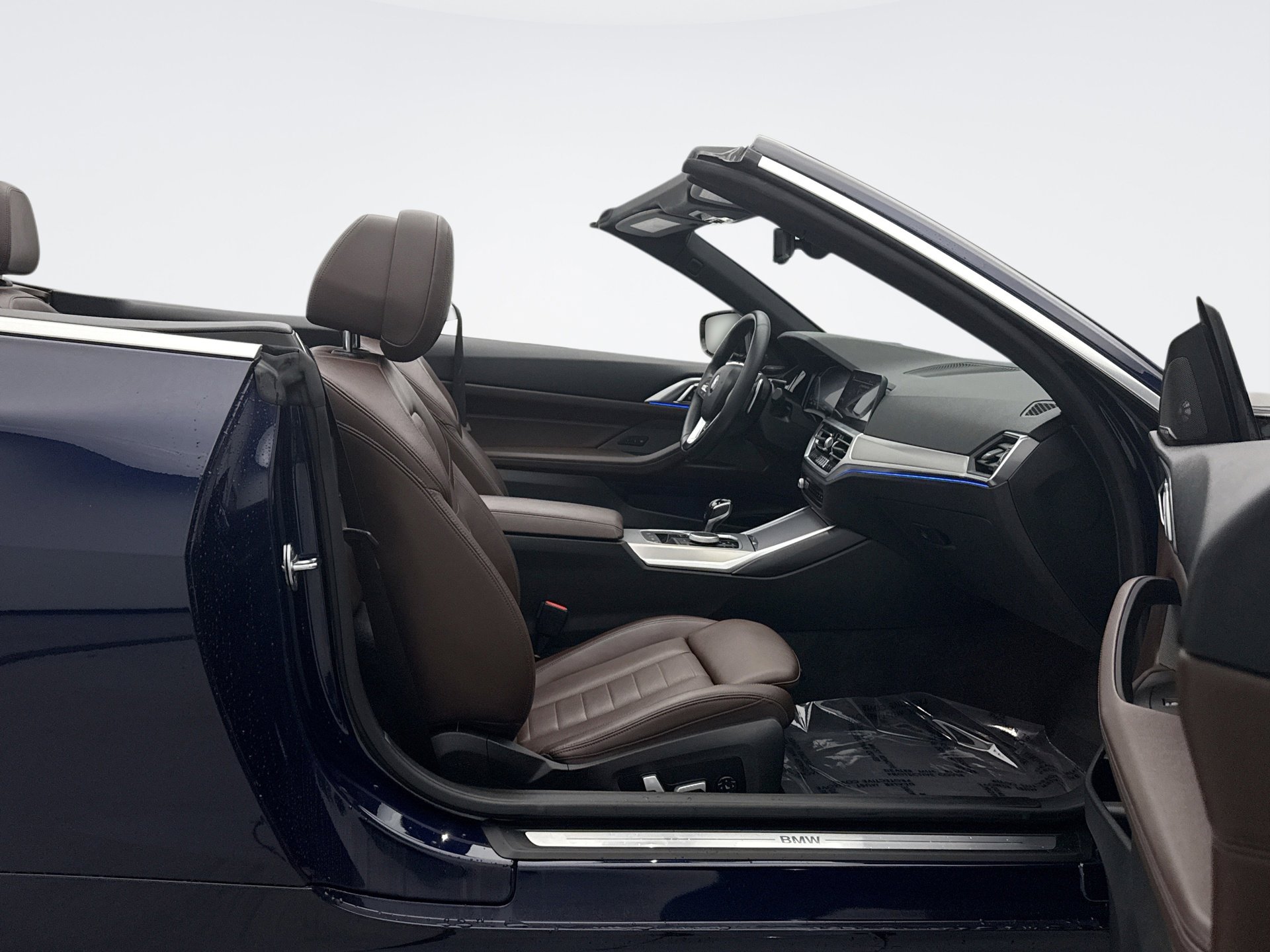 Used 2022 BMW 430i xDrive Convertible w/ Premium Package image 18