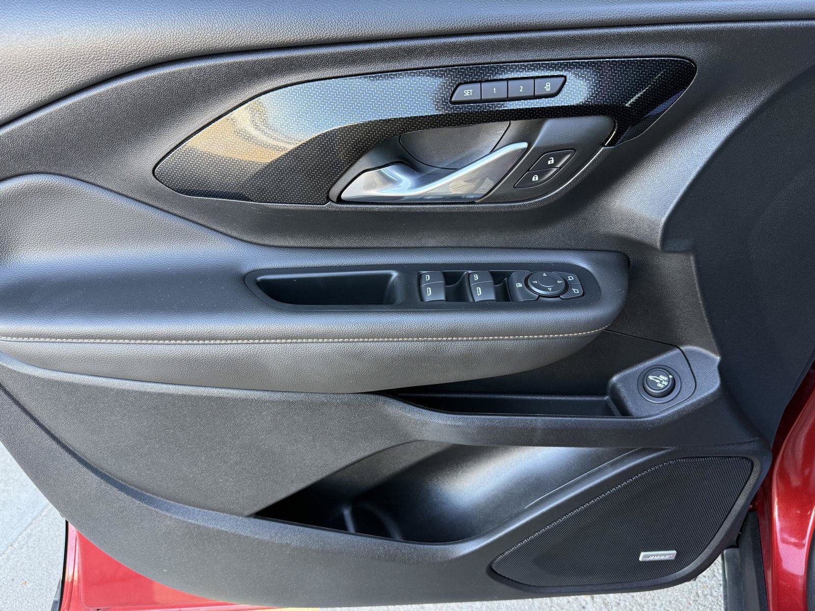 Used 2023 GMC Terrain AT4 w/ Infotainment Package II AWD/4WD image 9