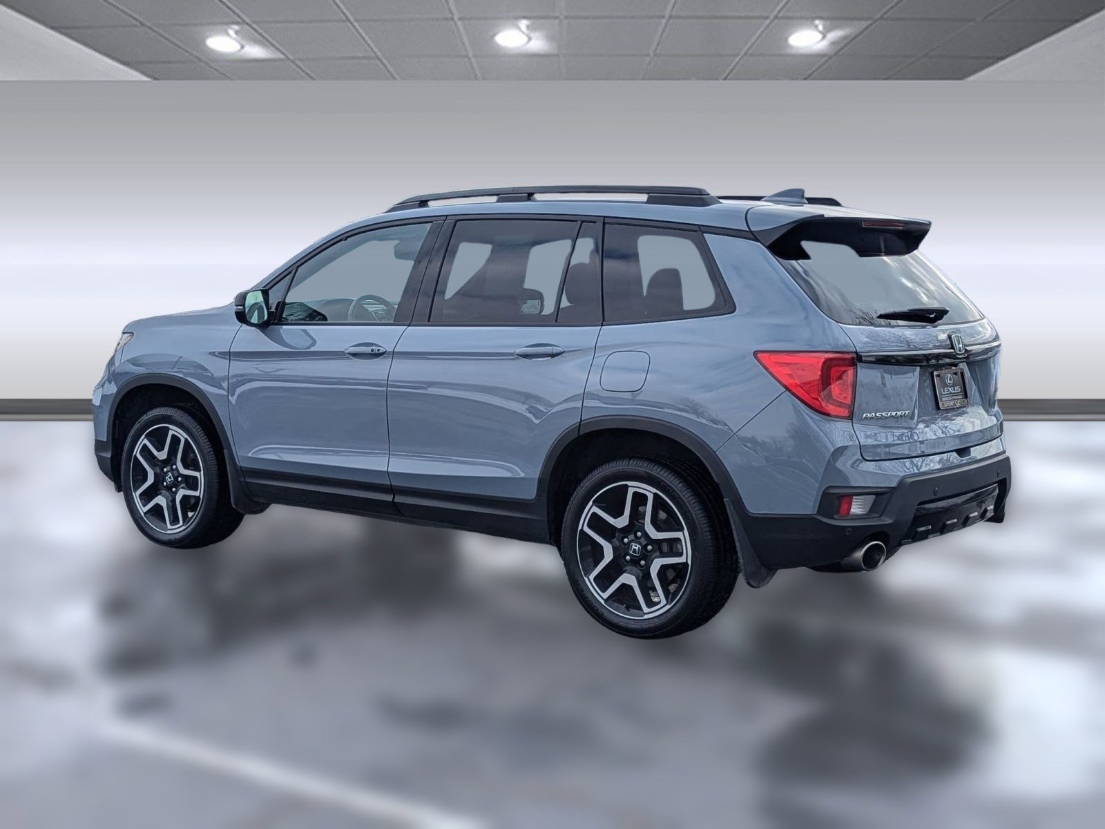 Used 2023 Honda Passport Elite image 3